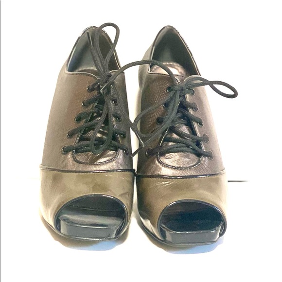 Vince Camuto heeled Booties - Picture 1 of 9